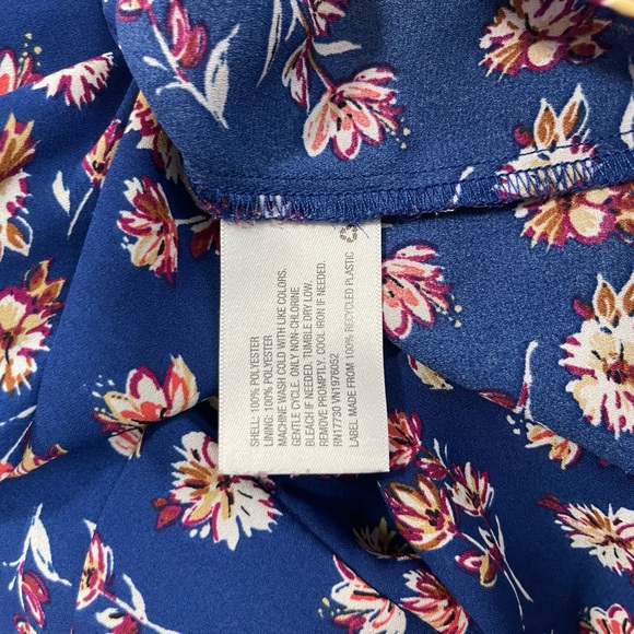 XHILARATION Blue Floral Romper Spaghetti Straps Size Small - Picture 9 of 9